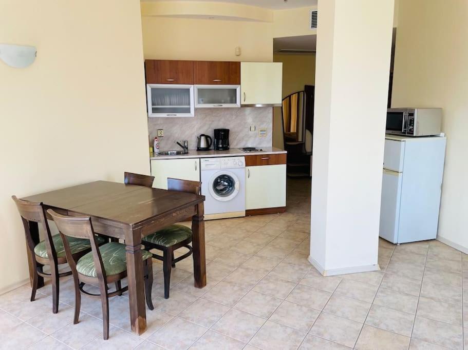 Kaya Apartments Солнечный берег Экстерьер фото